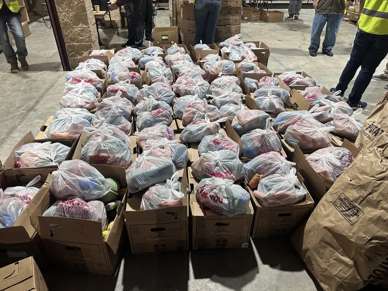 01 December Food Bank MWAM