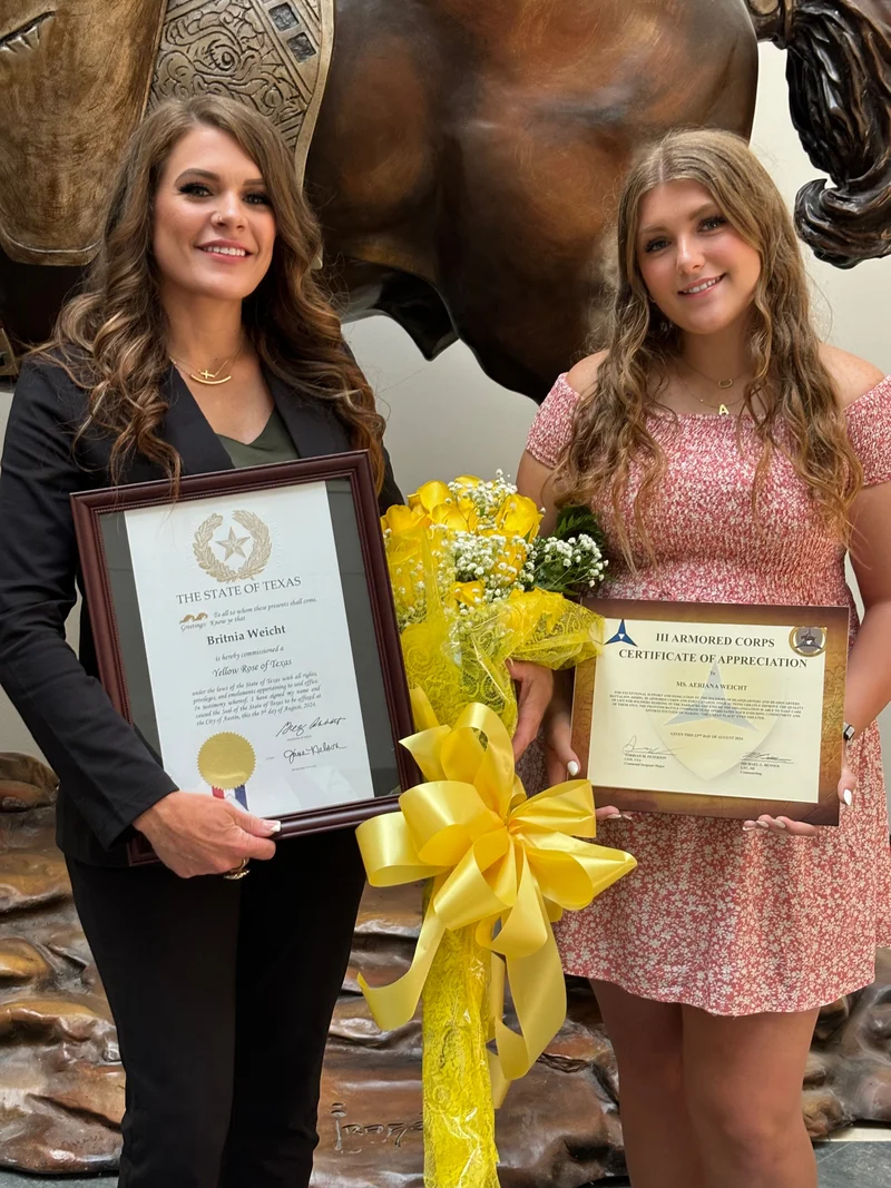 Britnia&Aeriana Weich Volunteer awards