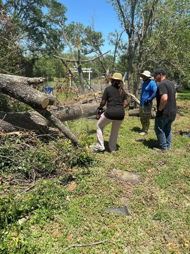 Debris cleanup from Temple F2 tornado GTC fights the heat to make a difference.3