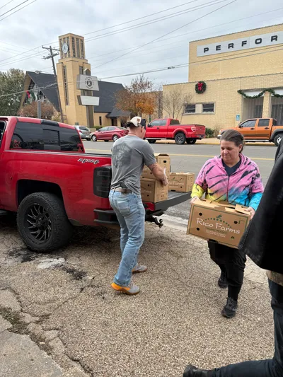Food Donations to The Mission - GTC United