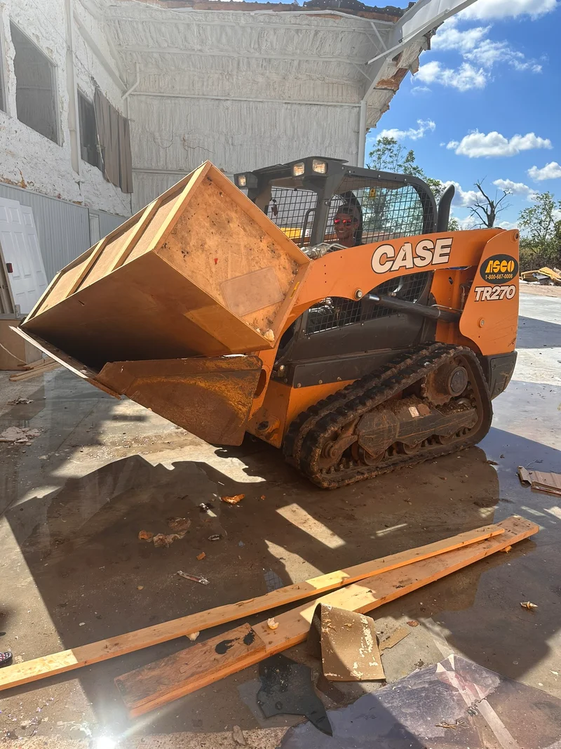 Extrem Lautz skidsteer tornado