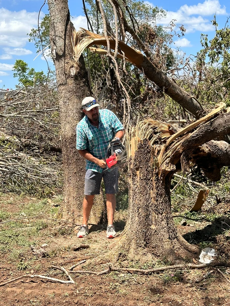 ExtremeOwner DavidPreddy_Tornado cleanup2024