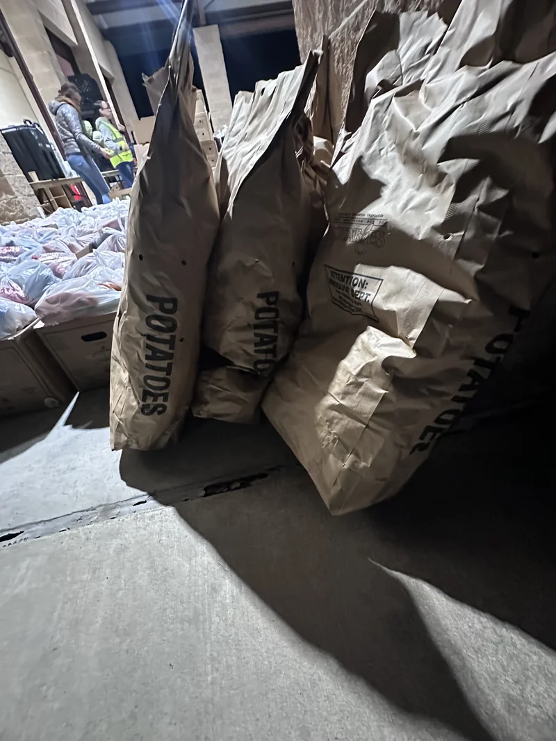 Food Bank Donations with Dec Market with a Mission