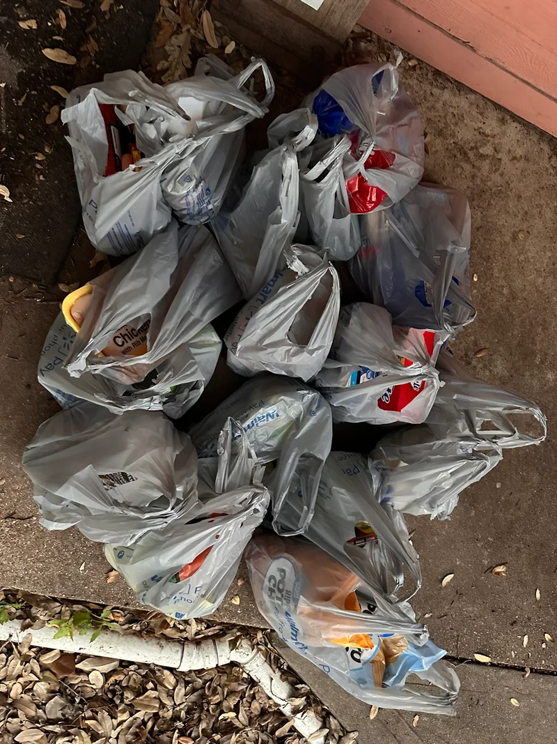 GroceryDropoff_GTCUnited TornadoDisasterRelief2024