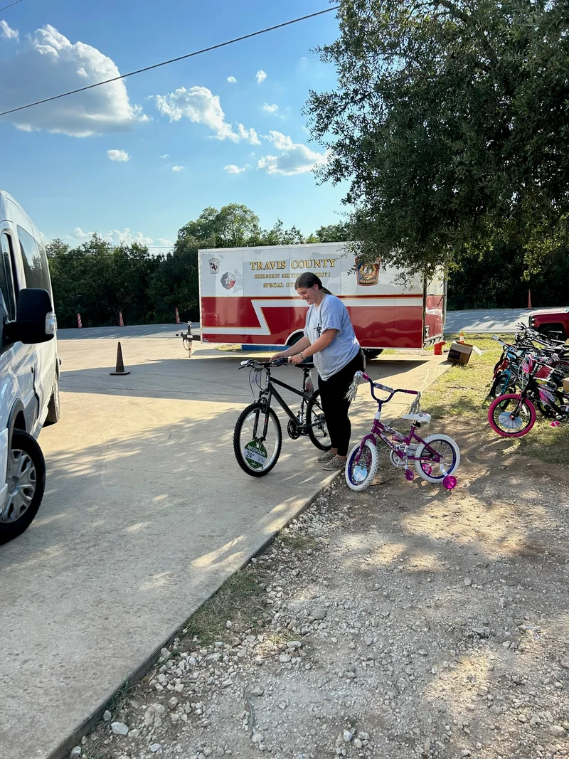 TXfloods SandyCreek ToyDrive DisasterRelief setup10