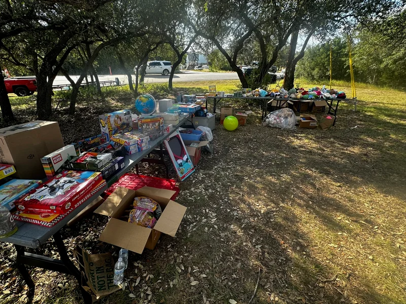 TXfloods SandyCreek ToyDrive DisasterRelief setup8