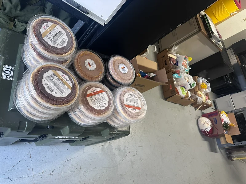 Thanksgiving Supplies 2025 HQBN