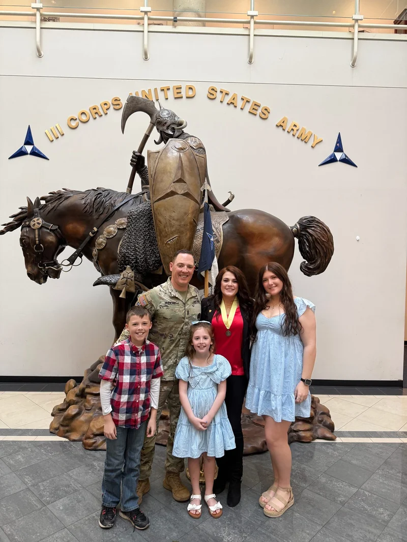 Weicht family HSC, HQBN, lll Armored Corps