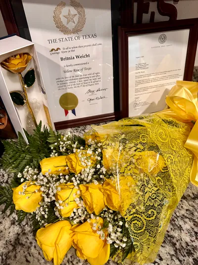 Leading with Grace - Yellow Rose of Texas Commencement Ceremony